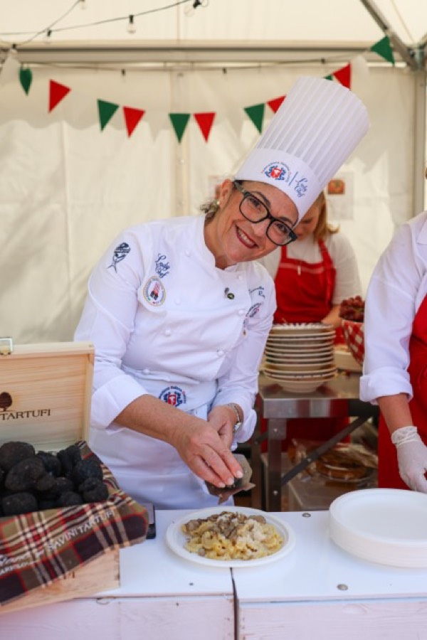 Piazza Italia Gourmet Festival 2026 D&uuml;sseldorf K&ouml;nigsallee – Impression 36