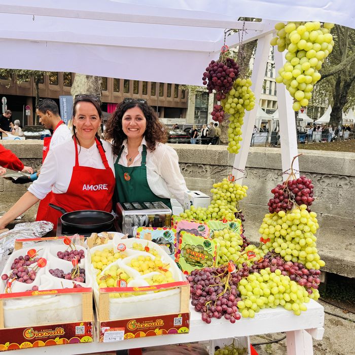 Piazza Italia Gourmet Festival D&uuml;sseldorf 2026 &ndash; Der Traubenstand von Giacovelli aus Locorotondo