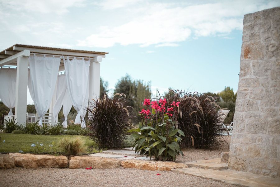 Garten und Pergola am Trullo PetraLux